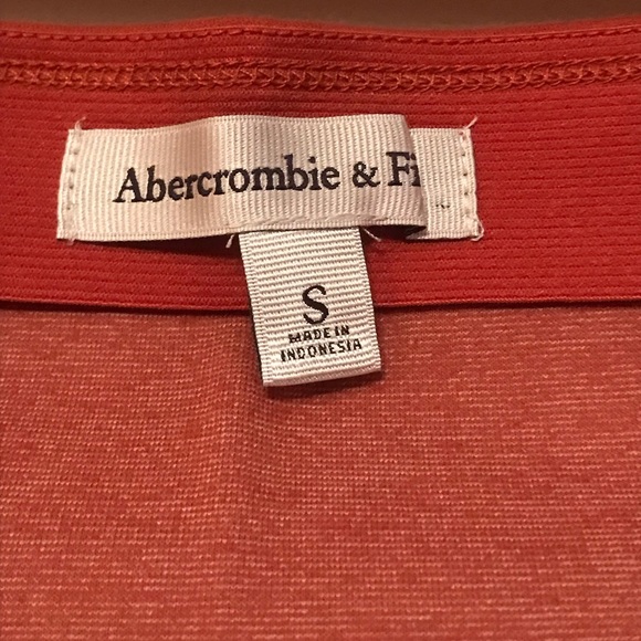 Brand new A&F mini skirt - Picture 4 of 4